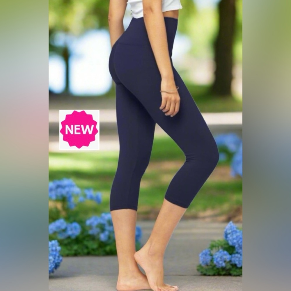 OS/PLUS NEW Women Navy Blue Capri Leggings Soft Yoga Pants